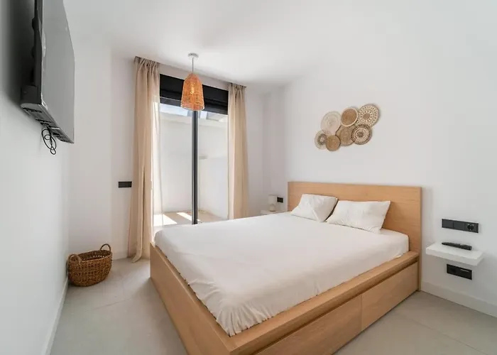 Medblue Vista Sea View Retreat 아파트